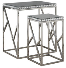 Load image into Gallery viewer, Diamond Glass Top Nesting Table
